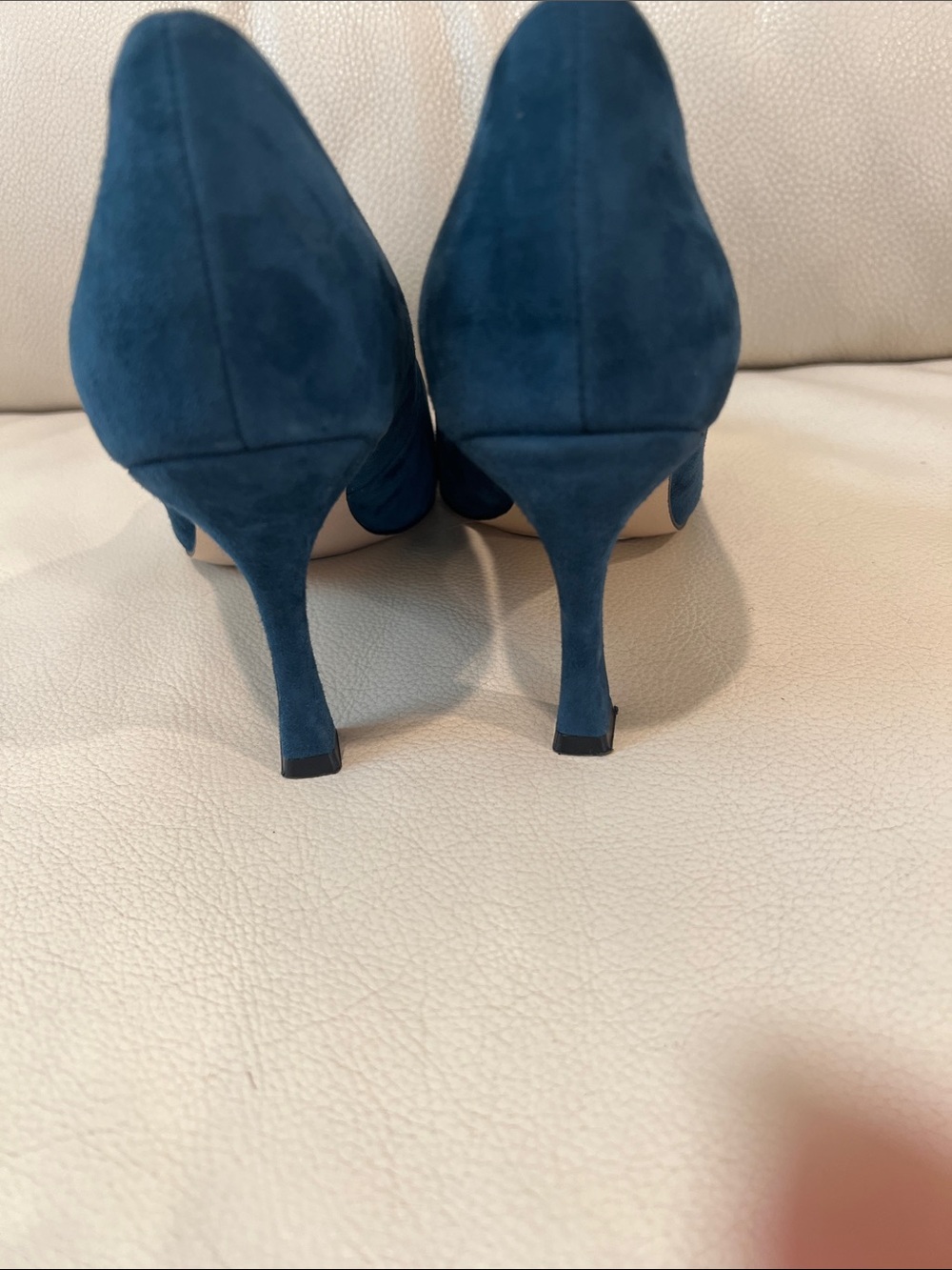 Naturalizer Teal Suede Pointed-Toe Pumps - Picture 4 of 7